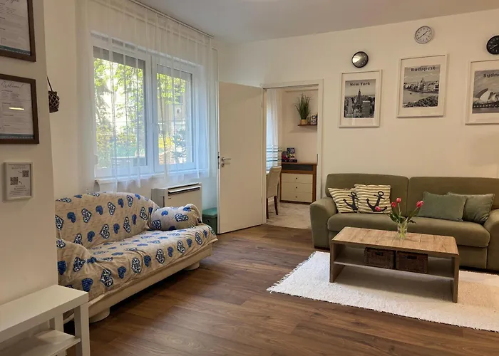 Varsanyi Home- Extra Location In The Heart Of Buda