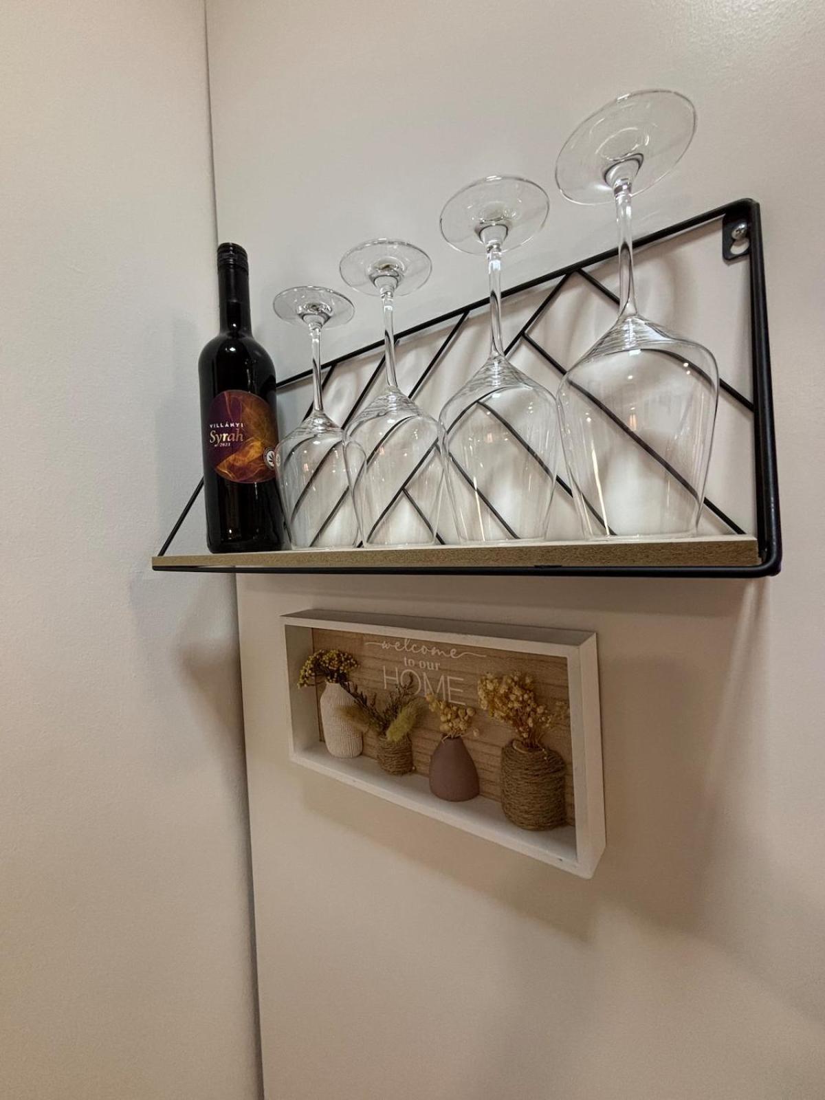 Apartment Varsanyi Home- Extra Location In The Heart Of Buda